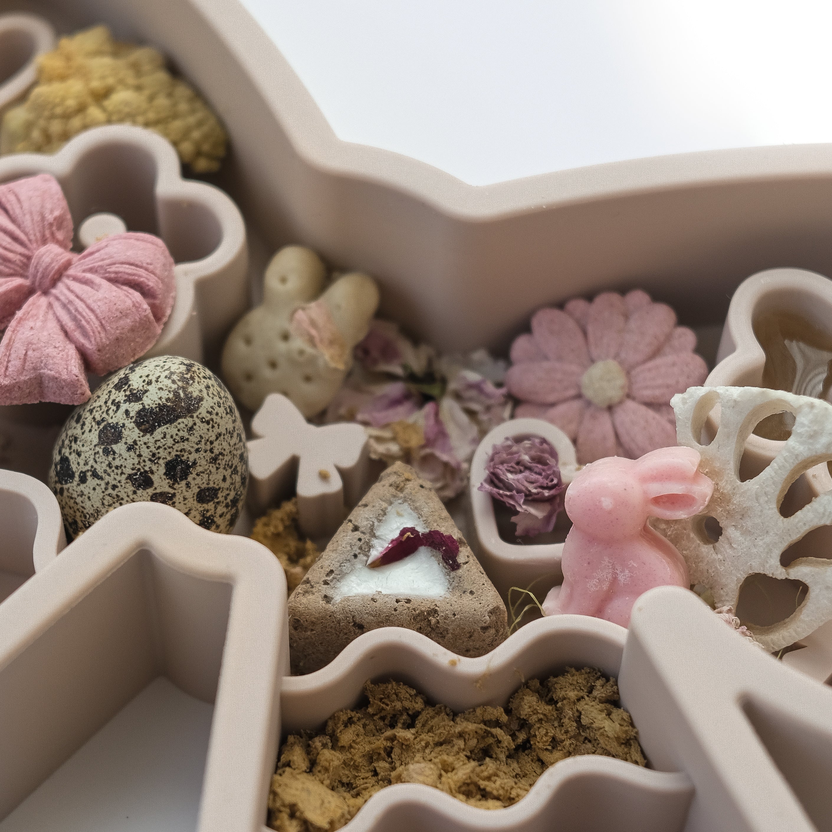 misty dream confetti jar | dogs in the meadow
