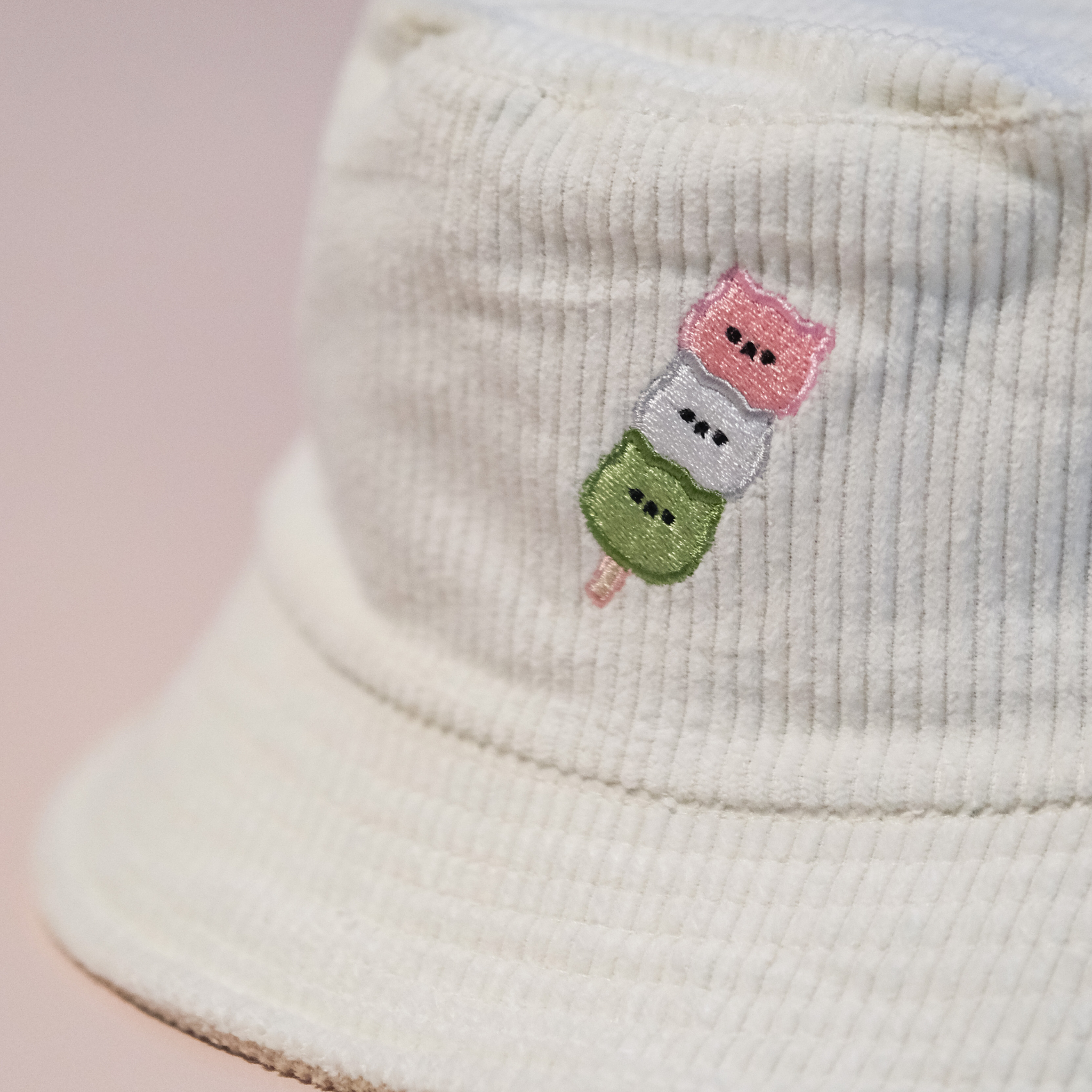 dango / taiyaki reversible bucket hat