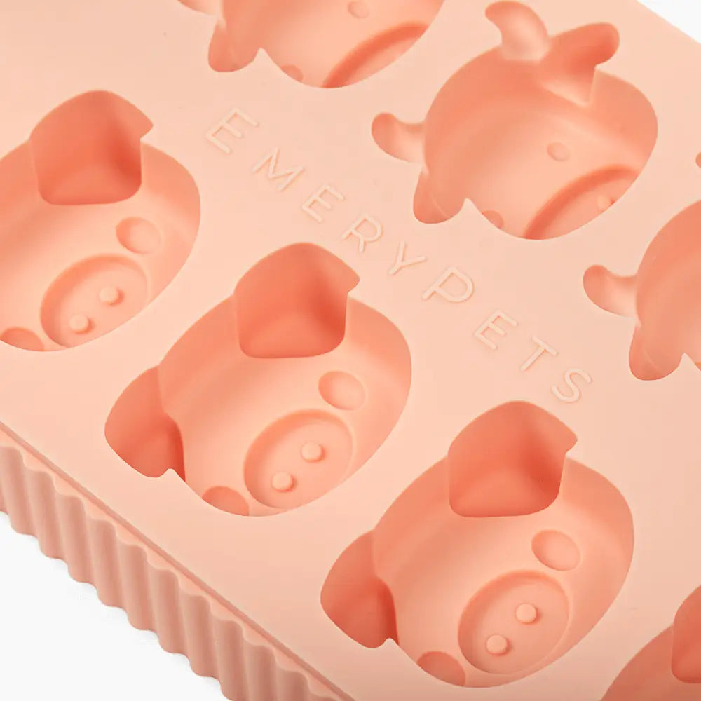 pig + cow treat mold | emerypets
