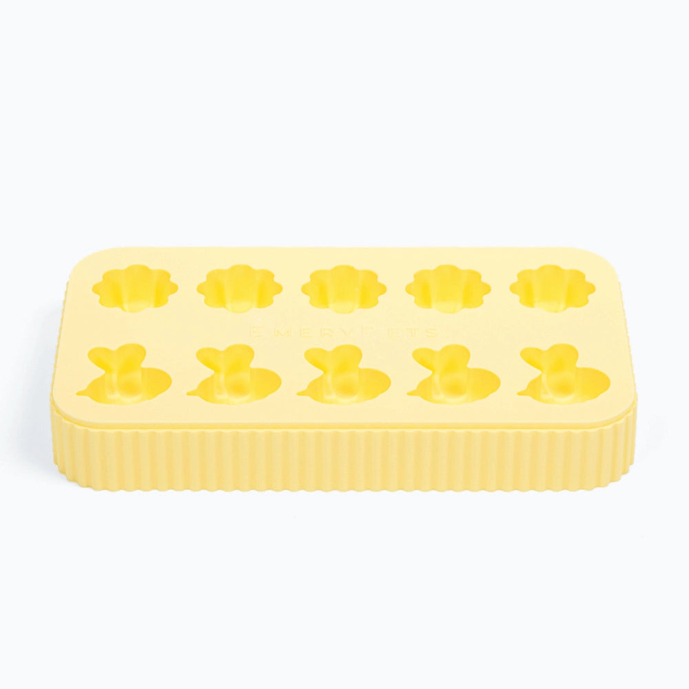 bee + daisy treat mold | emerypets
