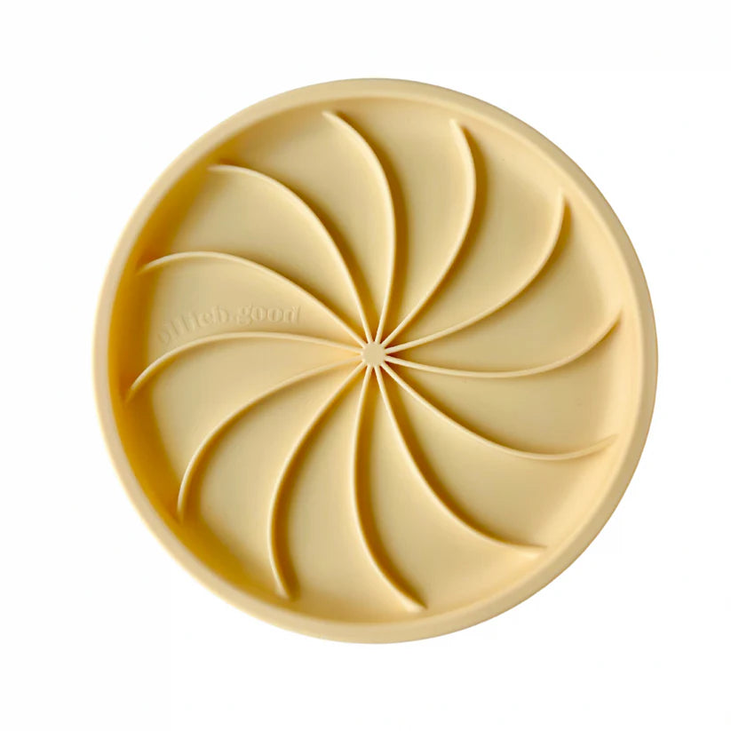 wheelies lick mat & lid | ollie b good