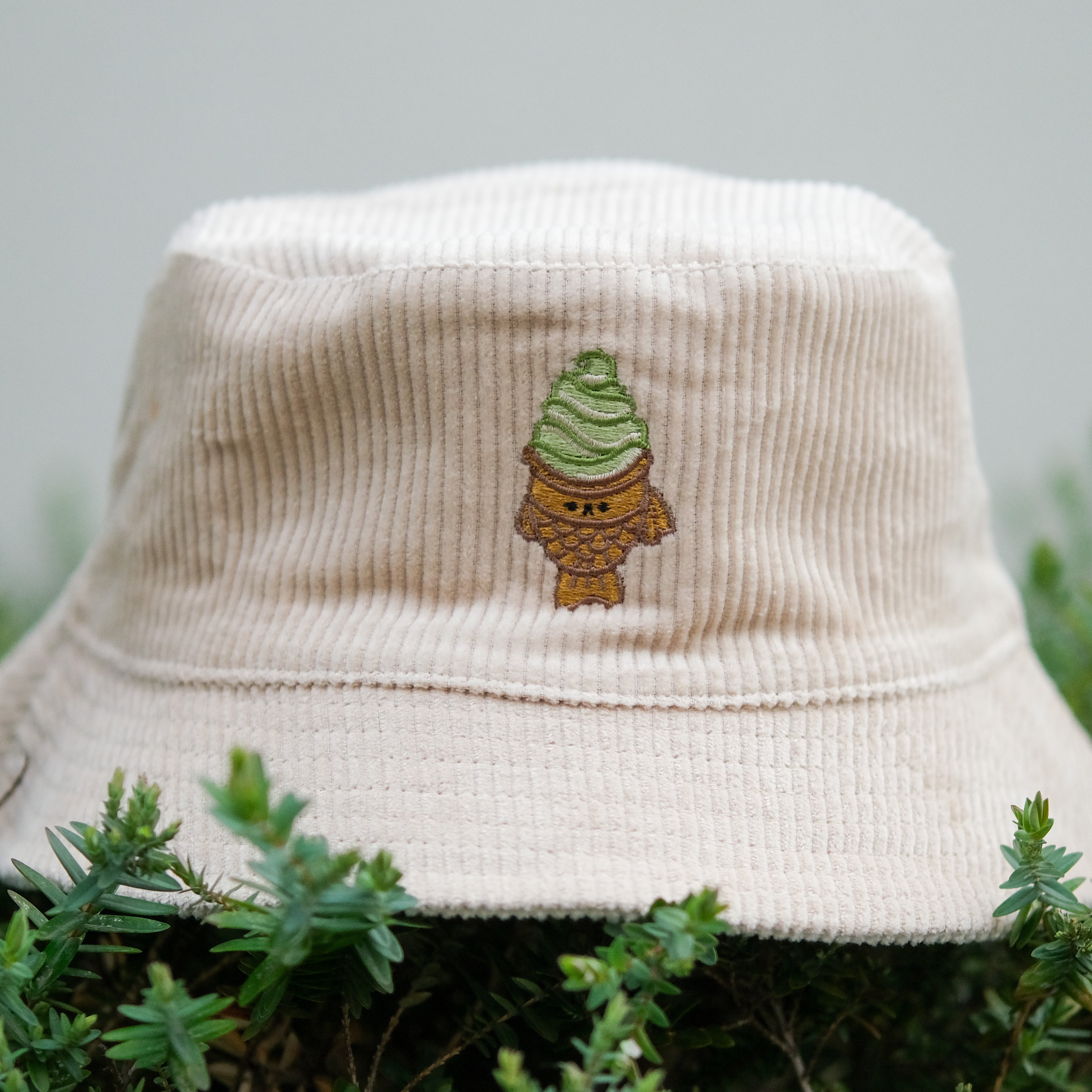 dango / taiyaki reversible bucket hat