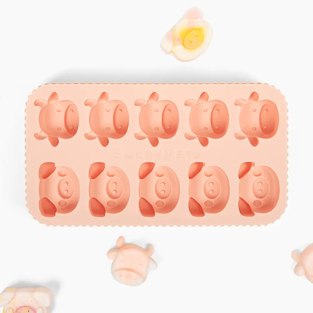 pig + cow treat mold | emerypets