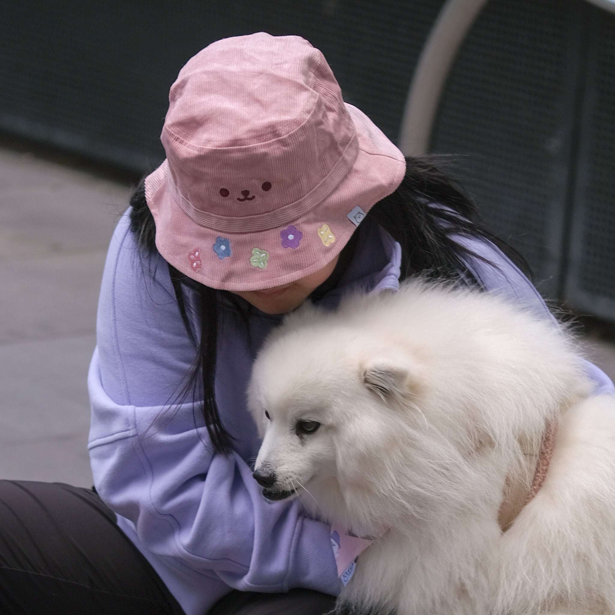 'summit in paris' bucket hat