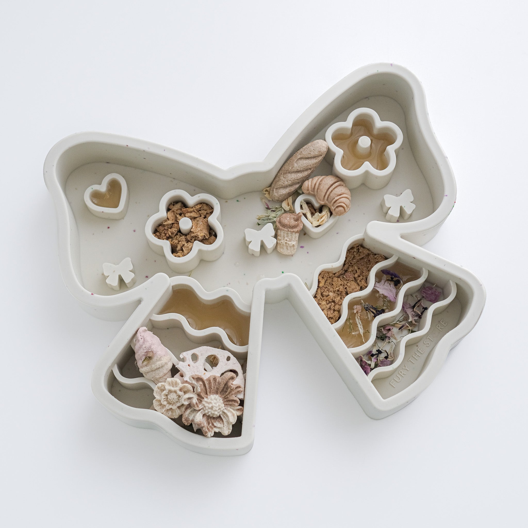 coquette forage feeder in confetti