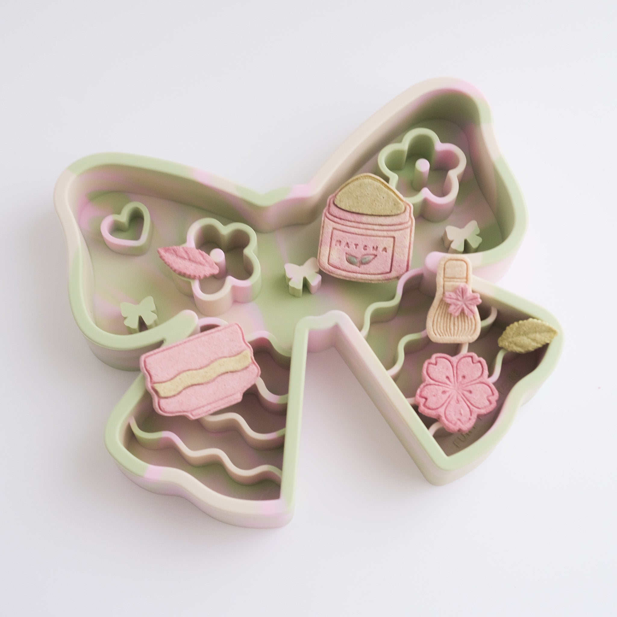 matcha strawberry cookie pack | flour&fur